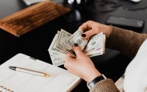 Quick And Easy Wins: Canadian Money-making Maneuvers