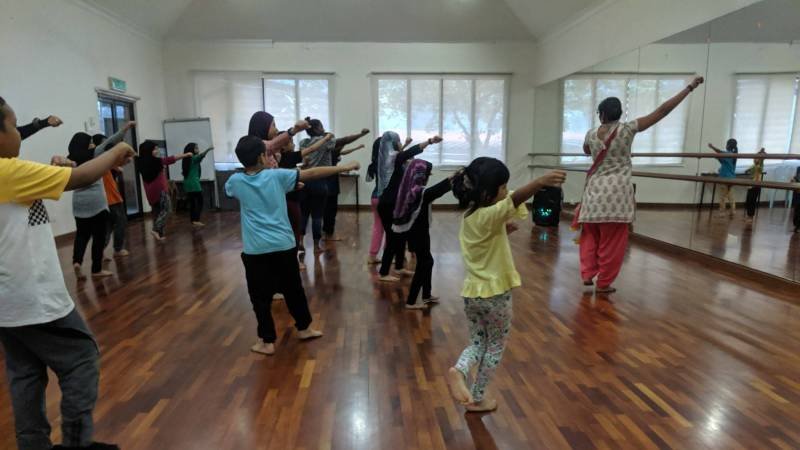 Indian Dance Classes For Adults Near Me
