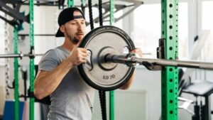 Burn Fat While Gaining Muscle