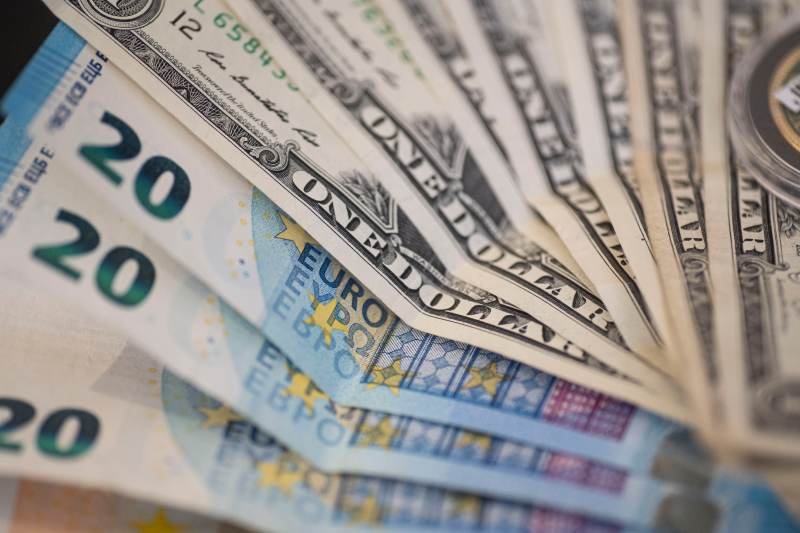 Exchange Rates Euro Vs Dollar