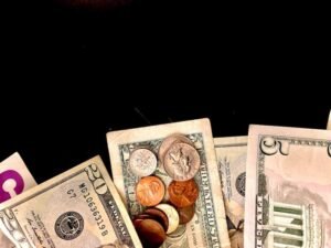 How To Invest Small Amounts Of Money