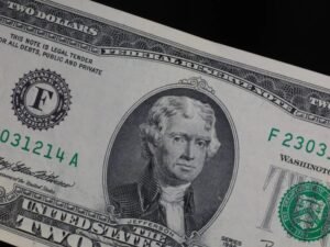 What Are Old Hundred Dollar Bills Worth